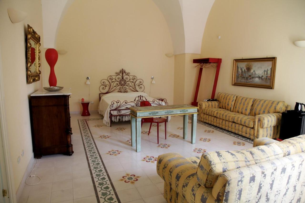 Villa Urso Bed&Breakfast Монтерони ди Лече Екстериор снимка
